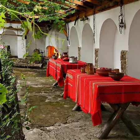 Guest House De Charme Pri Baba Lili